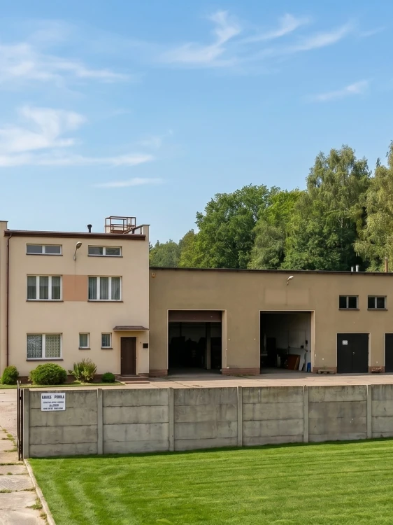 HERKULES INOX 30 kW w Łące – budynek usługowy z garażami