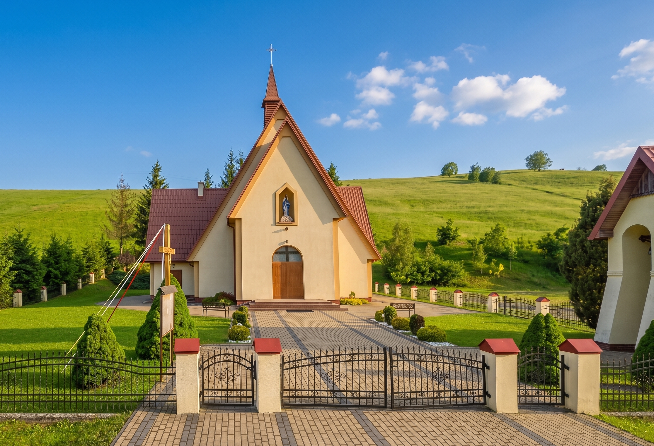 Kościół - realizacja kotłowni HERKULES w lokalizacji Leszczawka